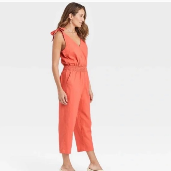 Like new- Linen Blend Nursing Friendly Jumpsuit Size XS - Picture 3 of 3